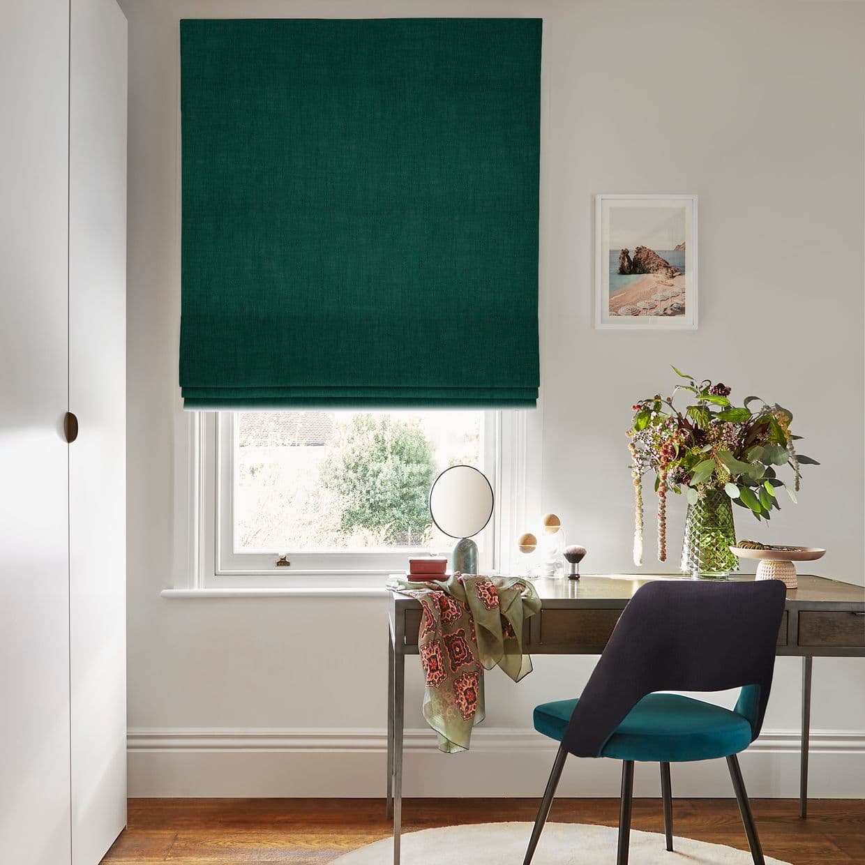Faso Lake Roman blind