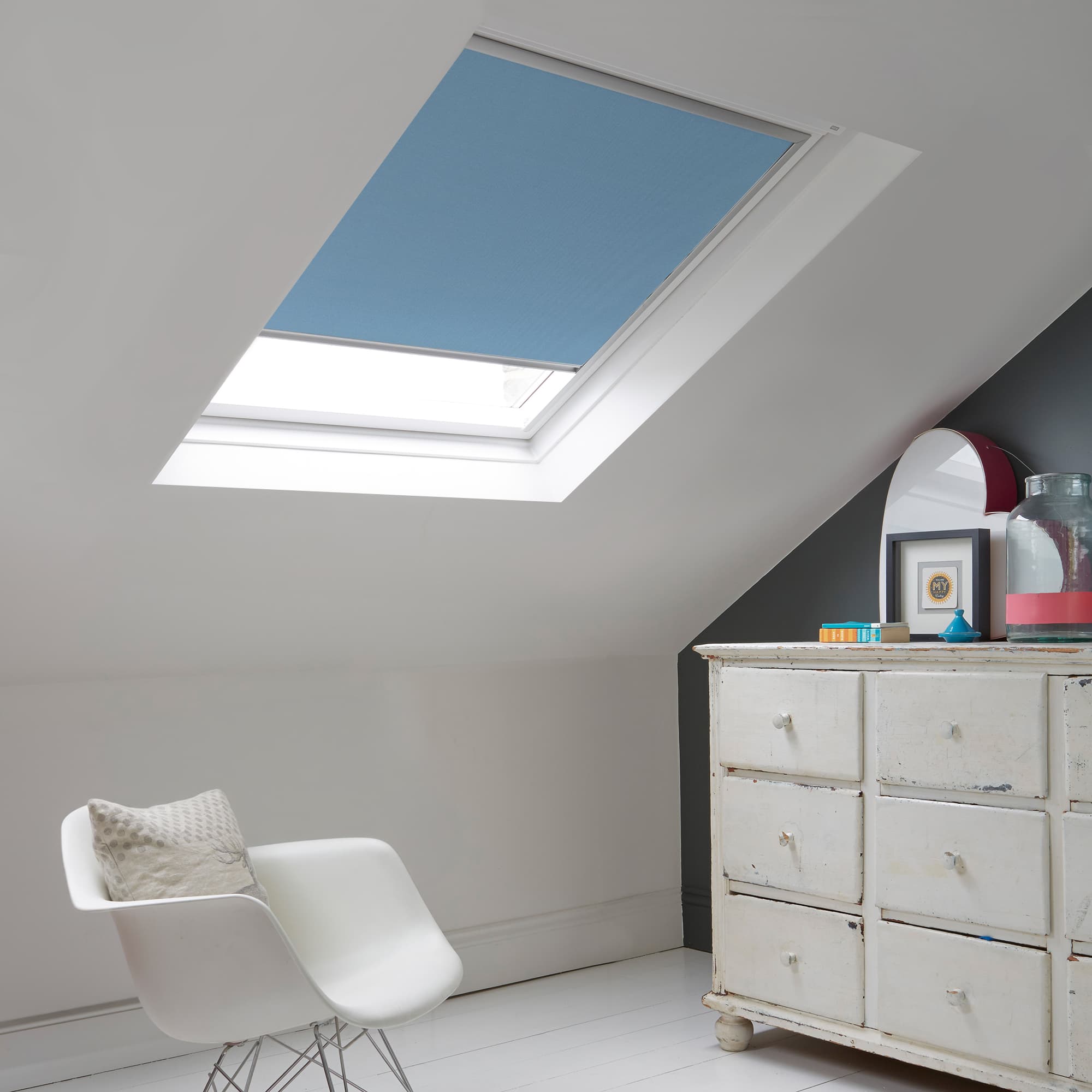 Majesty Marine Skylight Roller Blind