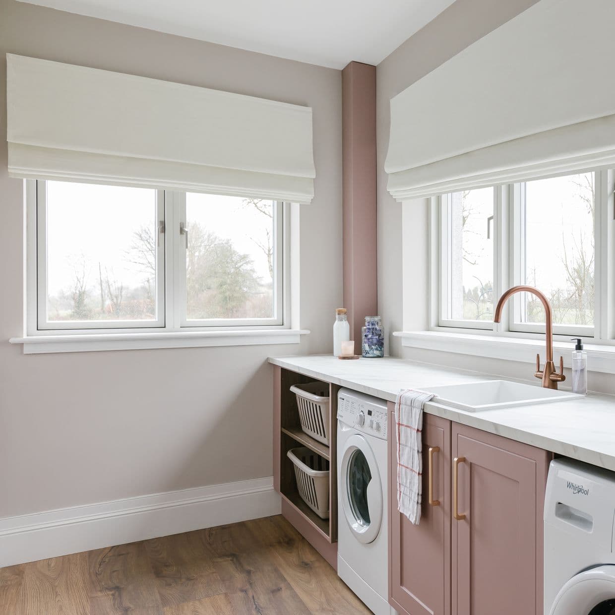 Tetbury Ivory Roman blind