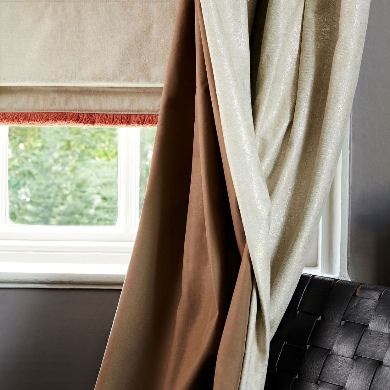 Lucien Dust Roman Blind