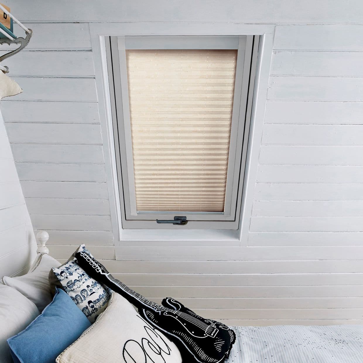 Stratford Cream Skylight Pleated Blind