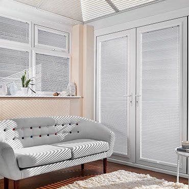 Sheer Luxury Pinstripe Venetian blind