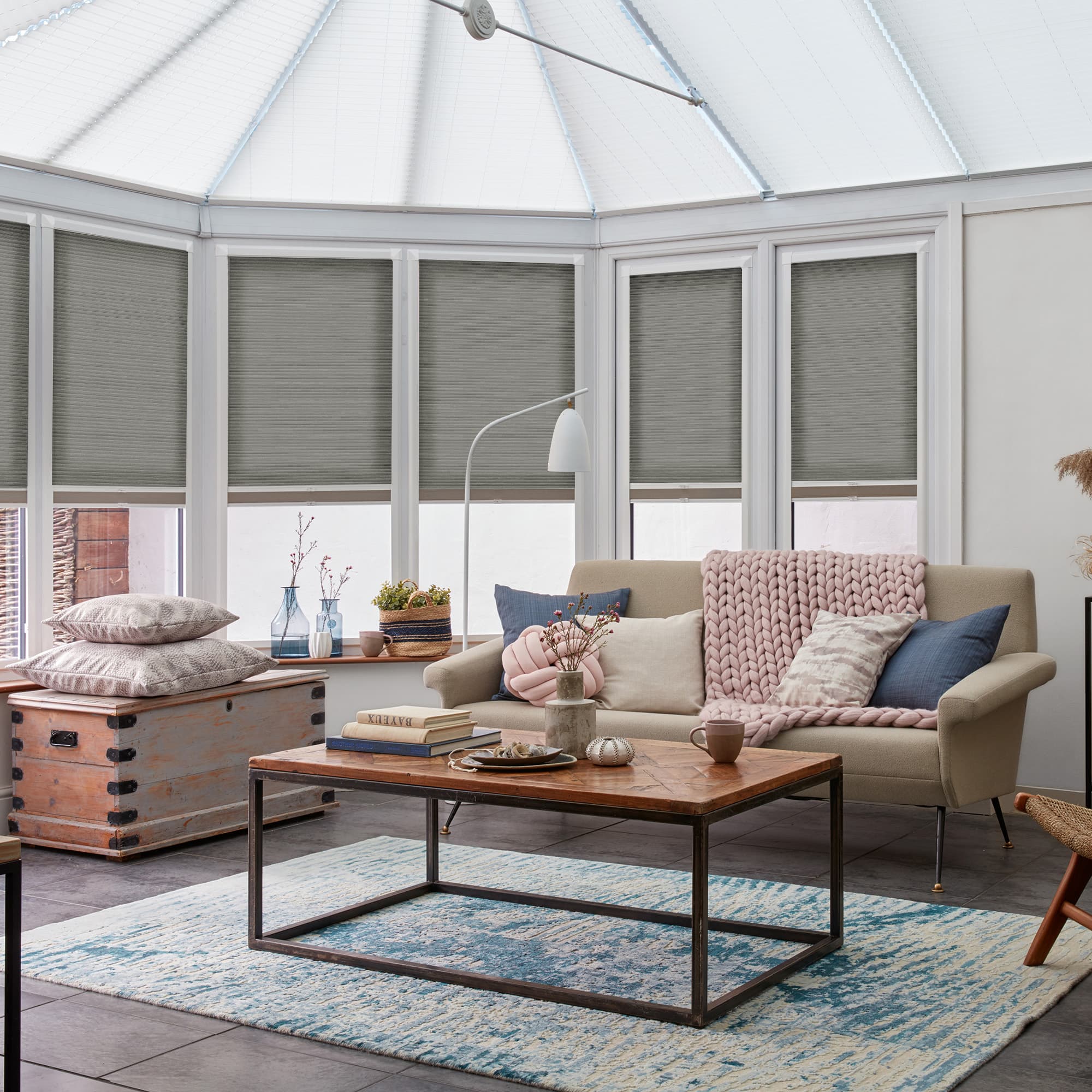 Duette Linear Storm Honeycomb blind