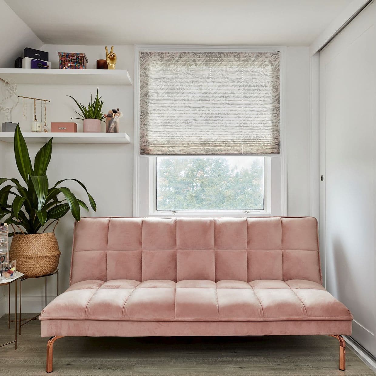 Quartz Pink/Grey Pleated Blind