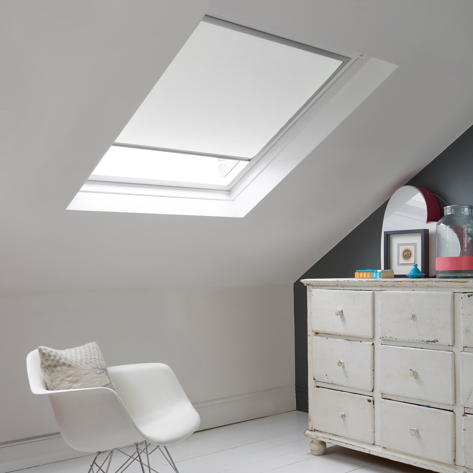 Majesty White Skylight Roller Blind
