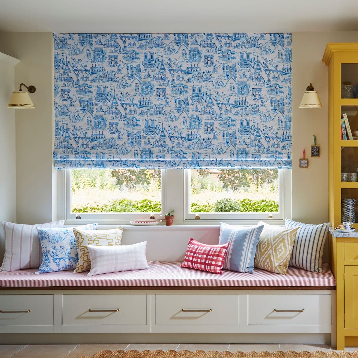 Toile de Paris Bleu Roman Blind