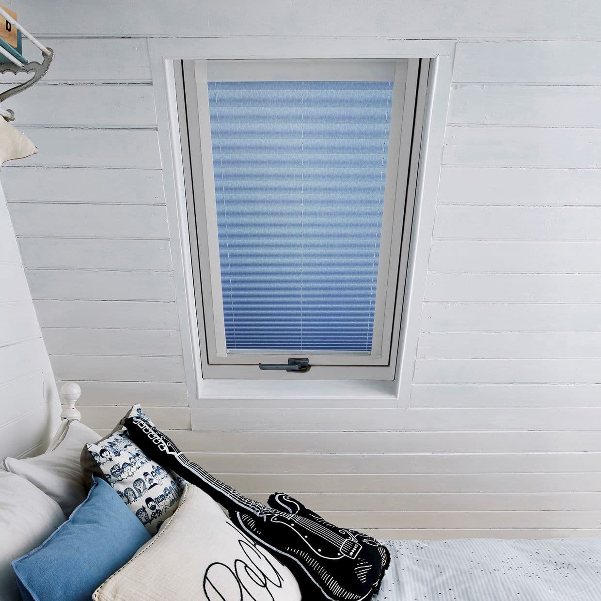Thermashade Blue Skylight Pleated Blind