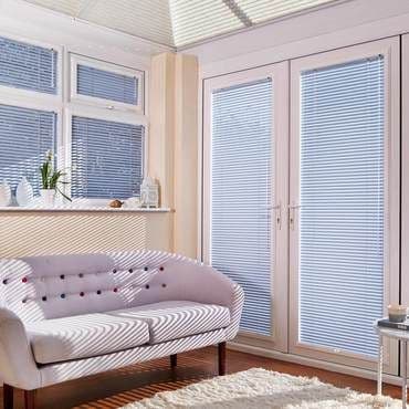 Spectrum Oriental Blue Venetian blind