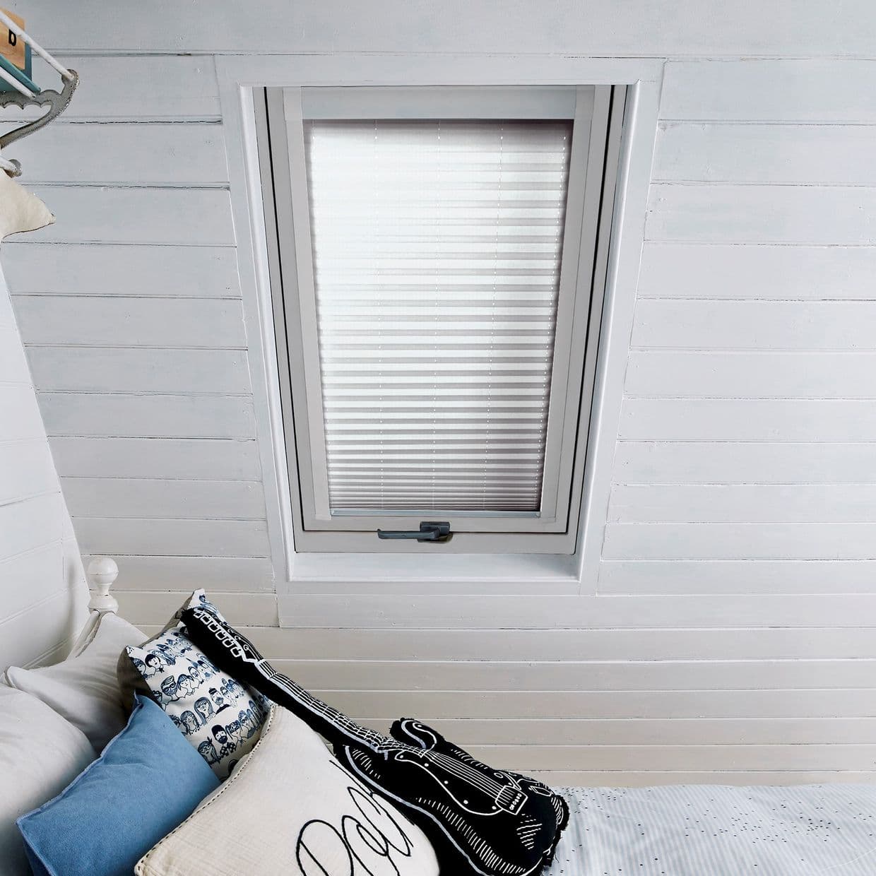Thermashade White Skylight Pleated Blind