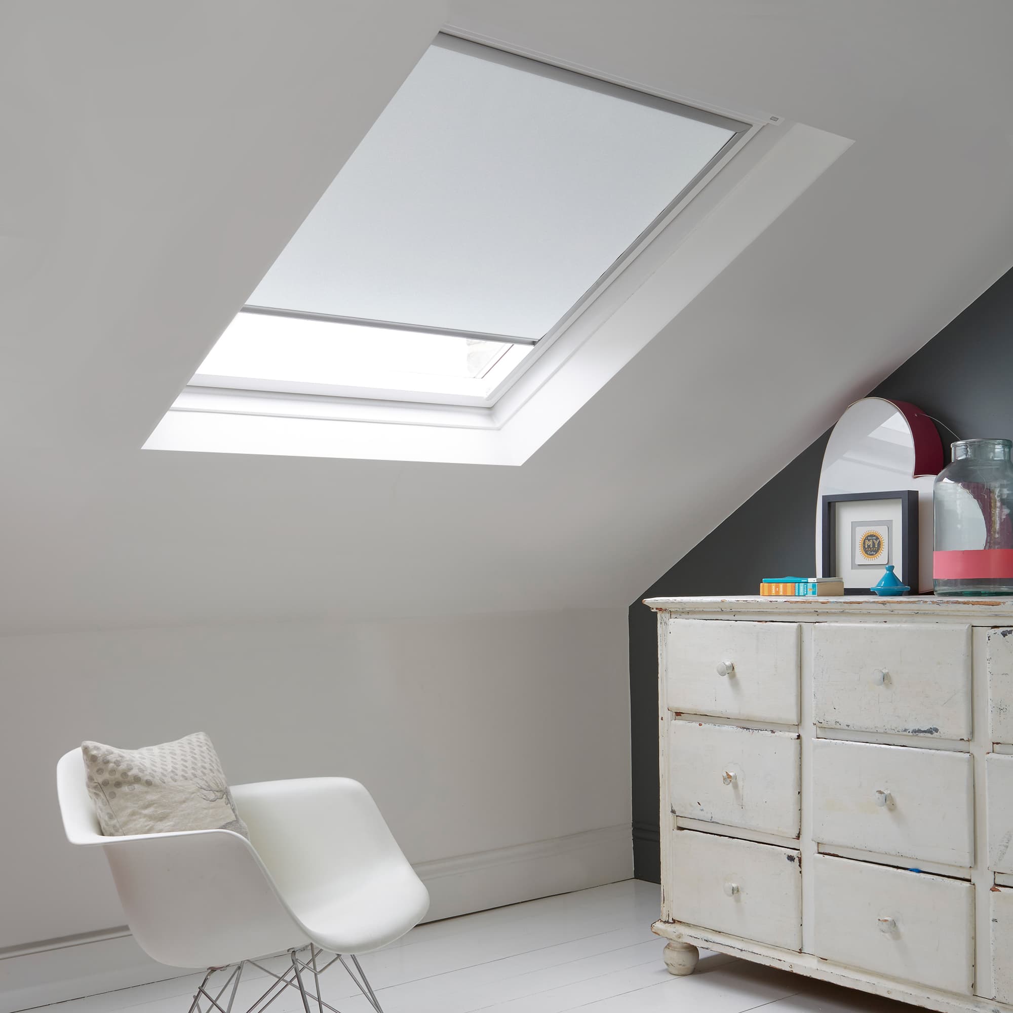 Ventura Snow PVC Skylight Roller Blind