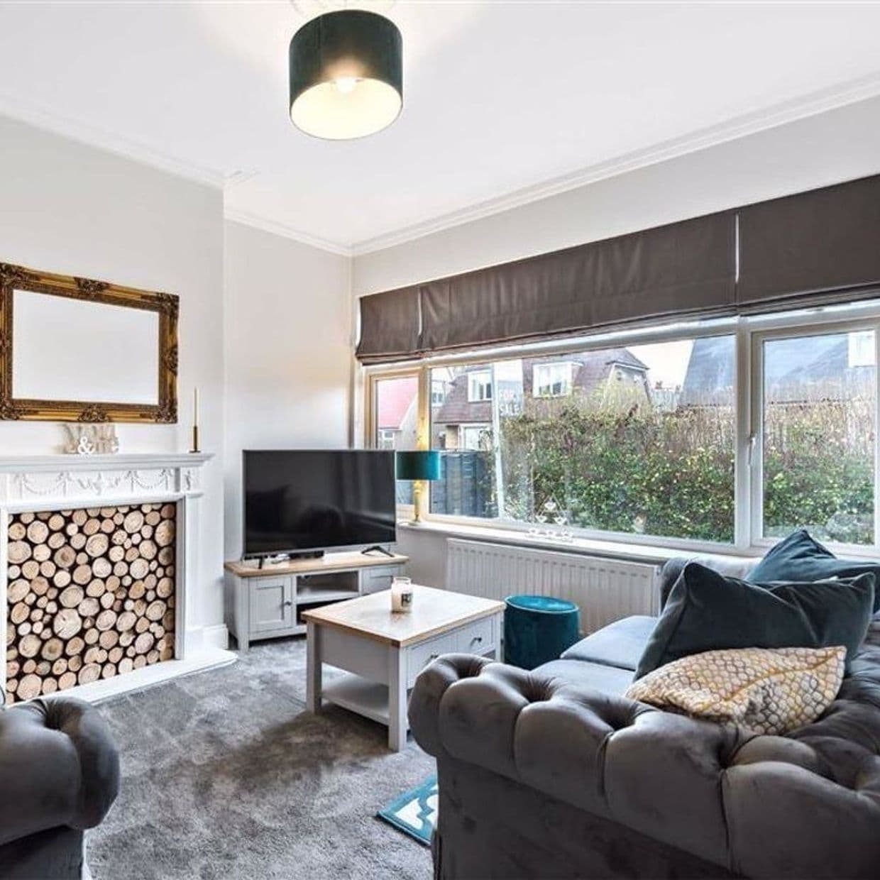 Darcia Velvet Signet Roman blind