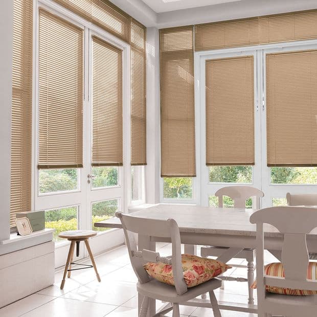 Portfolio Latte Conservatory Venetian blind