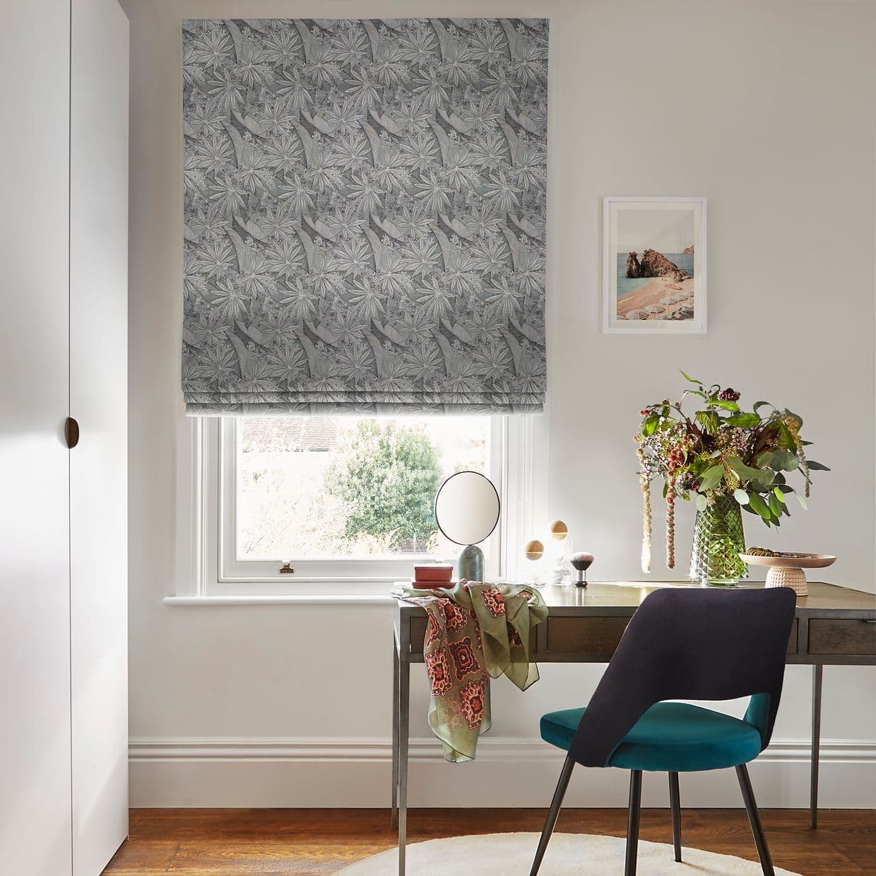 Diva Mineral Roman blind