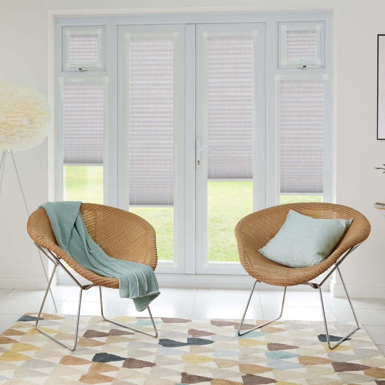 Revolve White Perfect fit Pleated blind