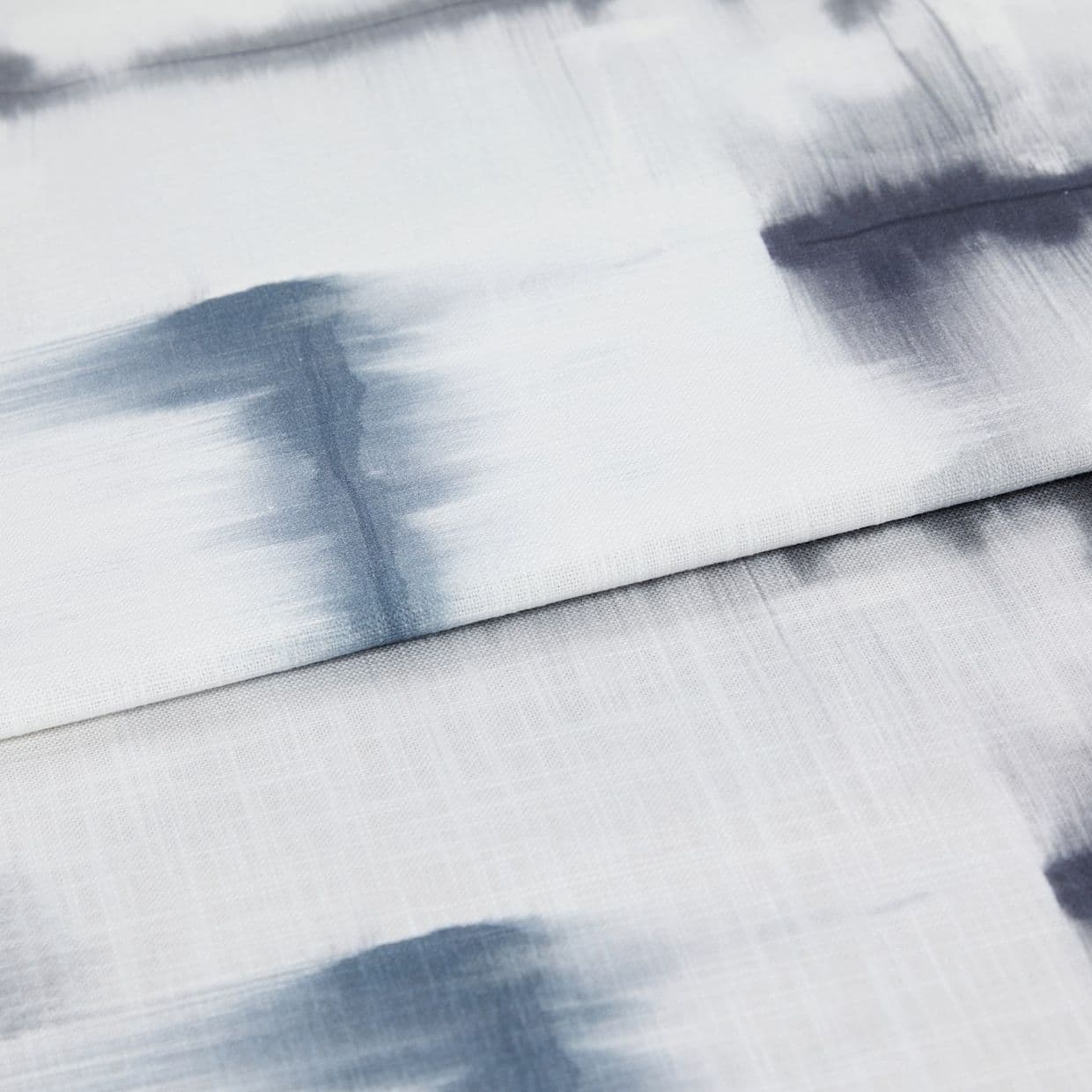 Expression Sky Blue Roman blind