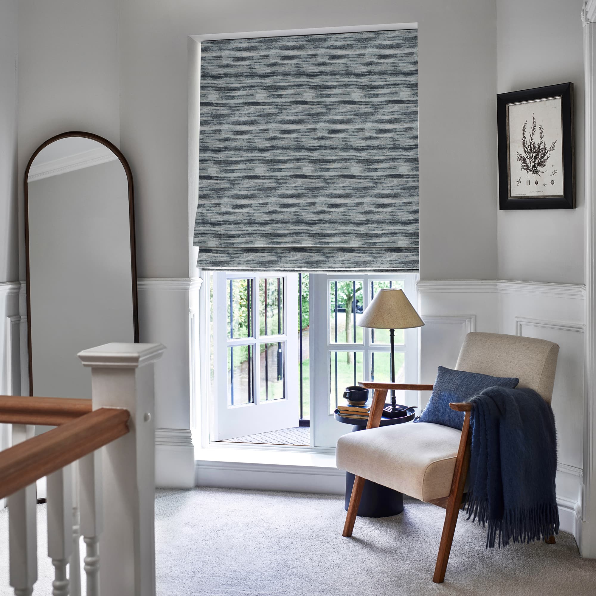 Venus Ink Roman Blind