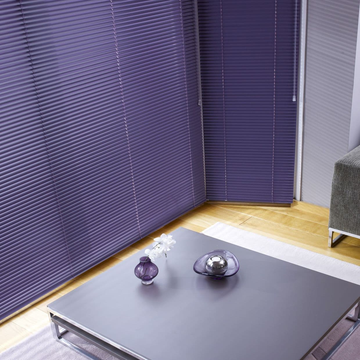 Portfolio Damson Venetian blind