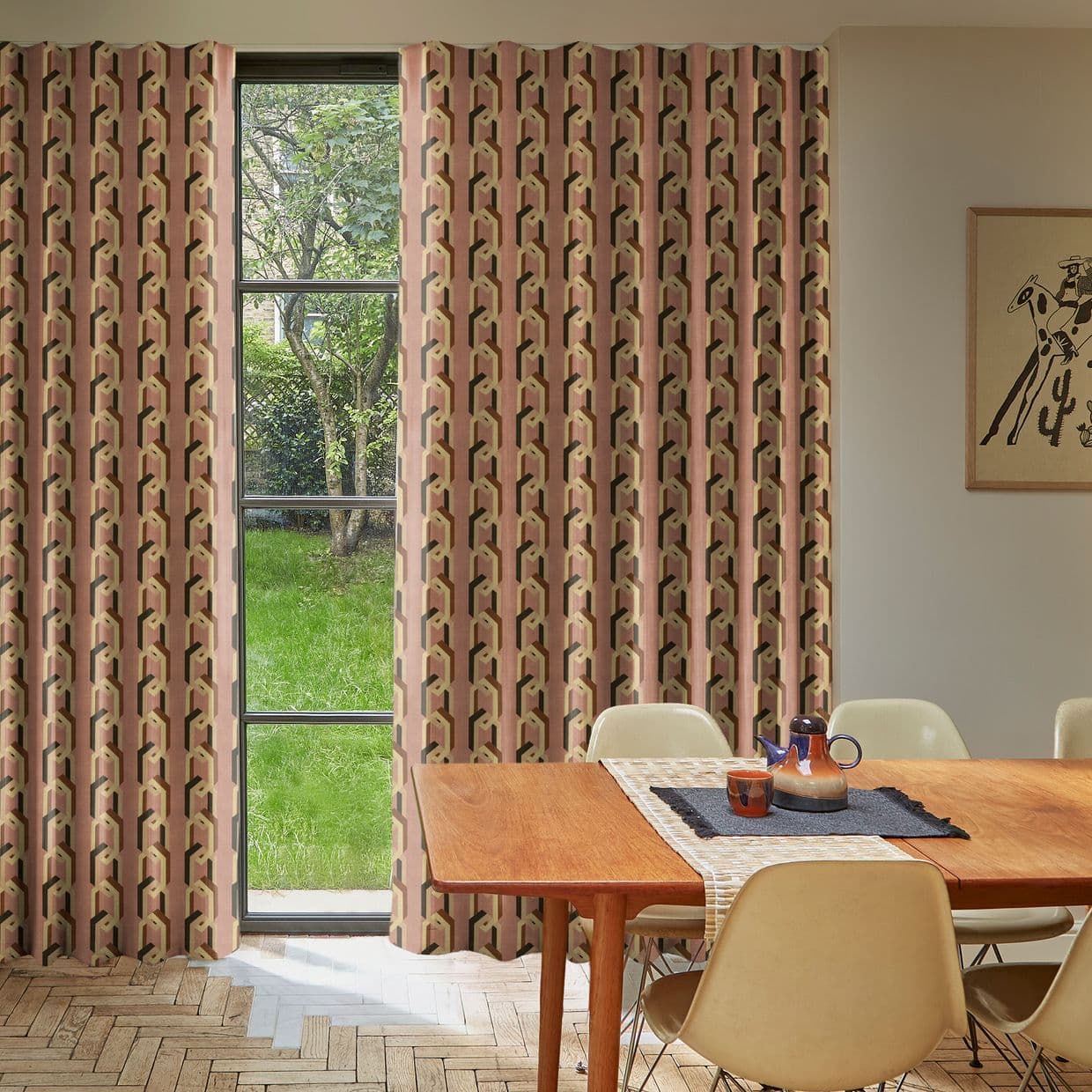 Chain of Fools Valentine Curtain