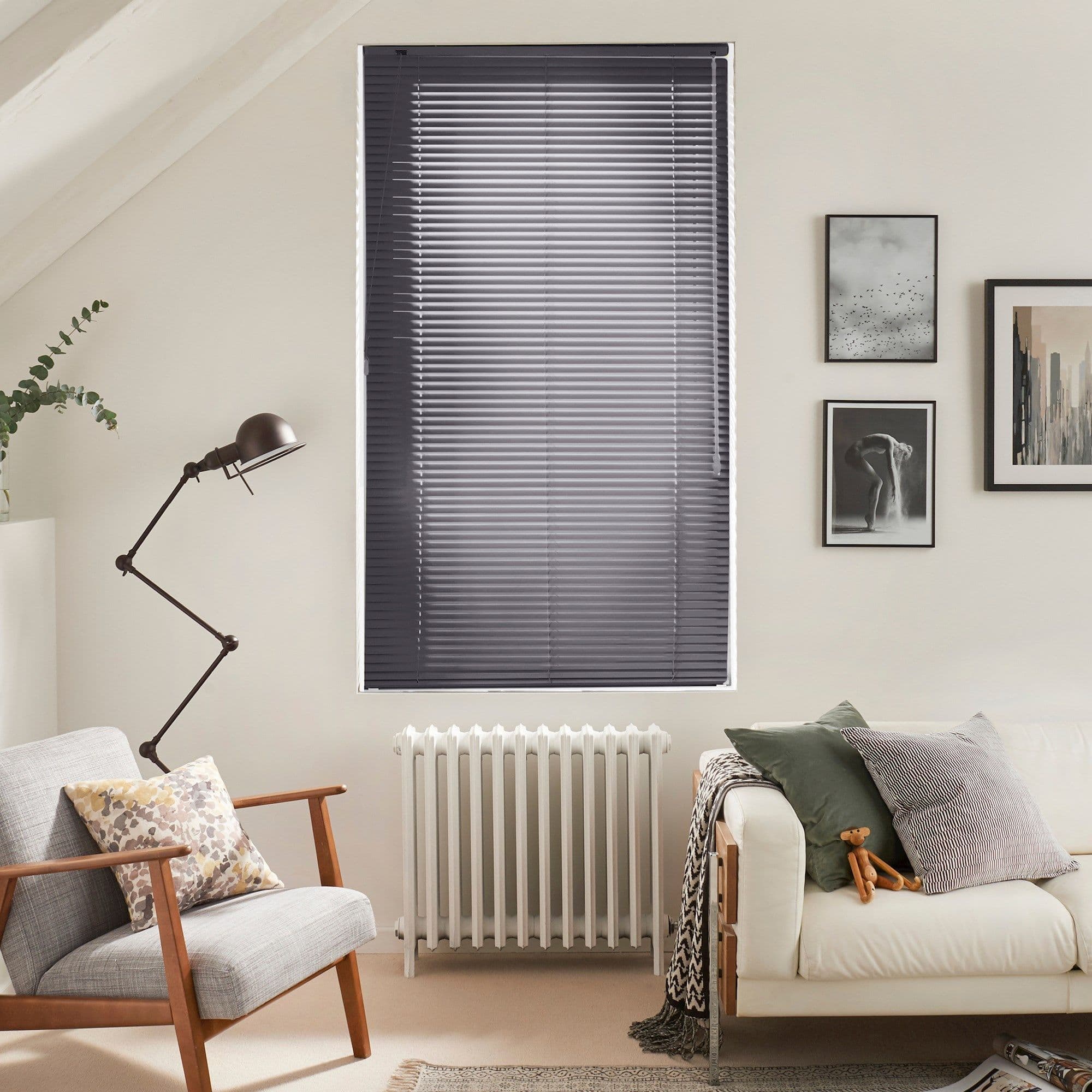 Portfolio Anthracite Venetian blind