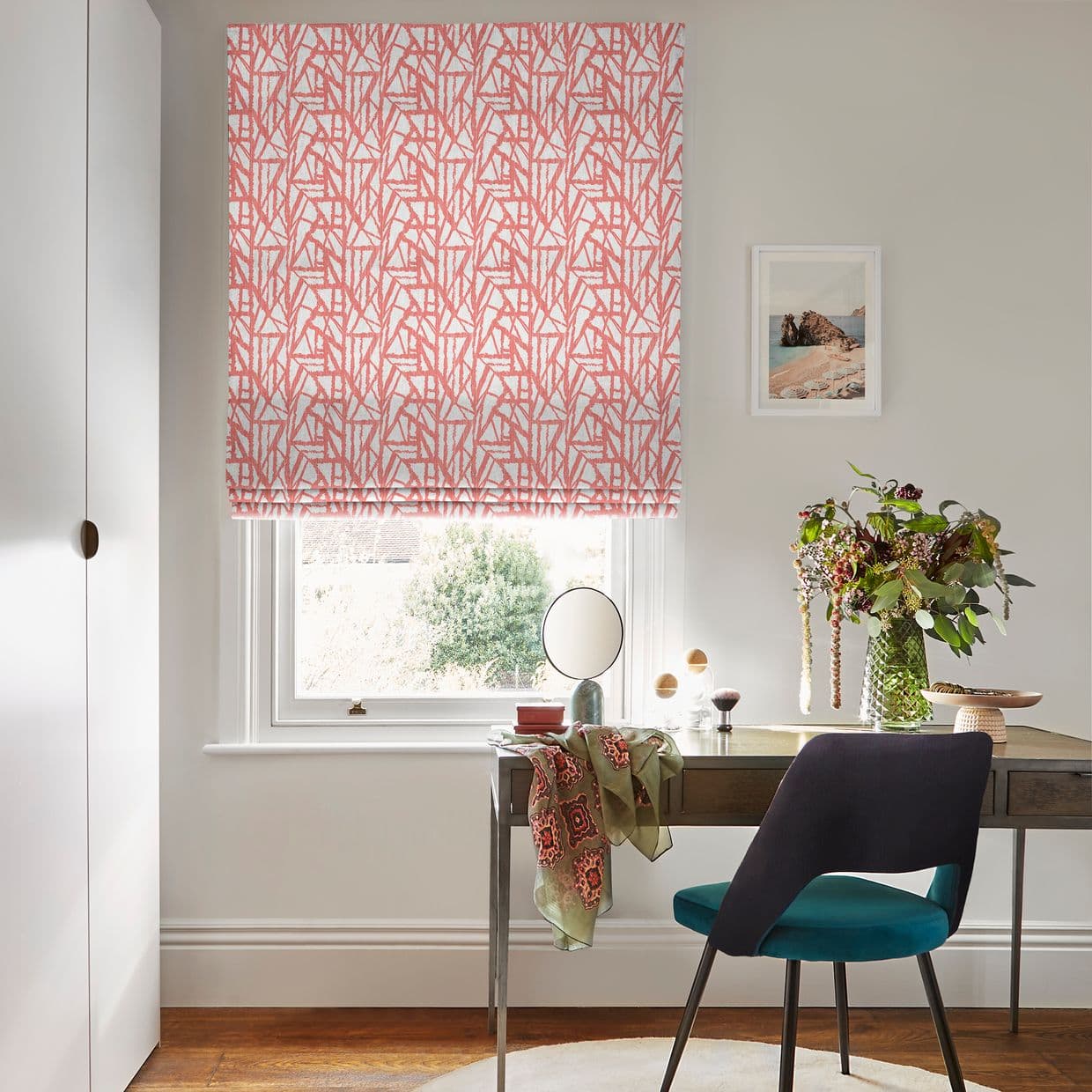 Alder Red Roman blind