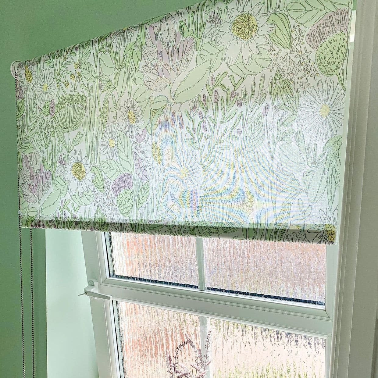 Daisy Spring Roller Blind