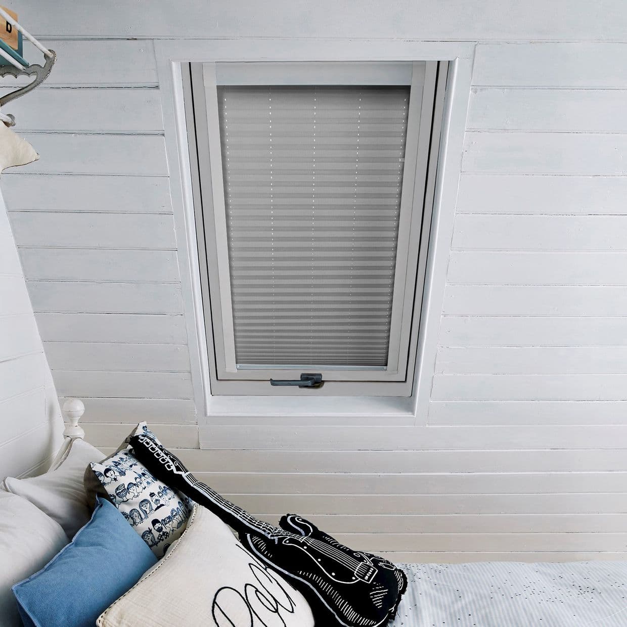 Thermashade Grey Skylight Pleated Blind