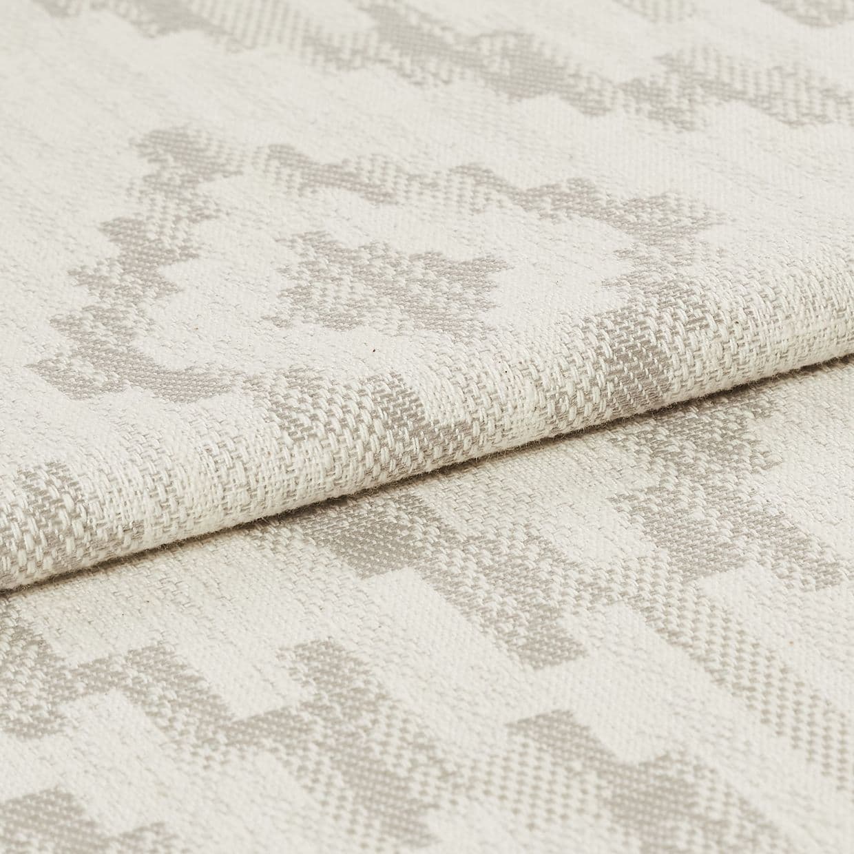 Alto Linen Roman blind