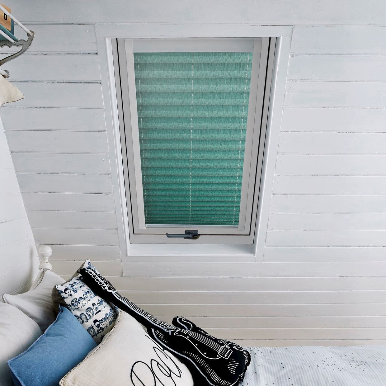 Metro Green Skylight Pleated Blind